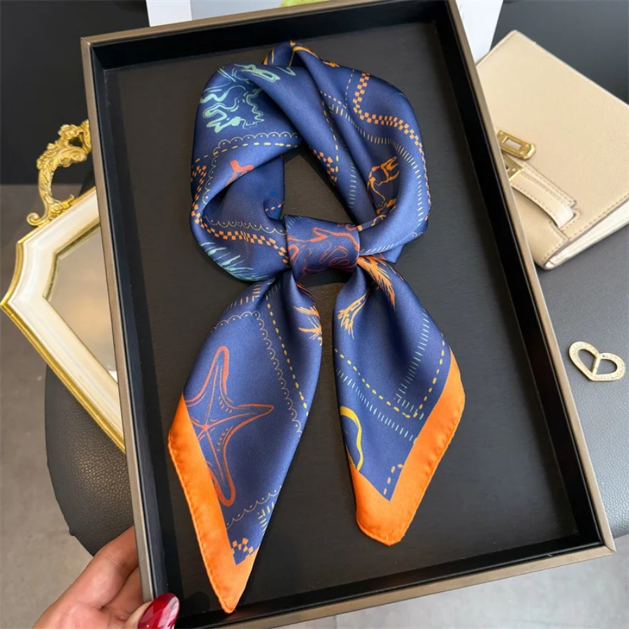 Bandana Cotton - Syal Sutra Persegi Motif Biru Wanita